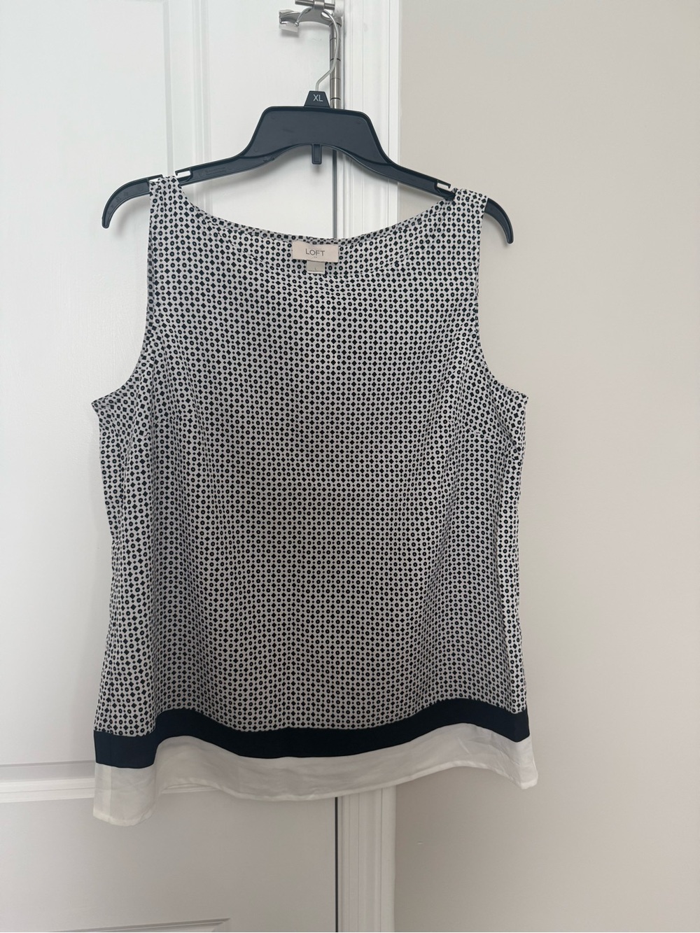LOFT Black & White Geo-Print Sleeveless Shell with Contrast Hem